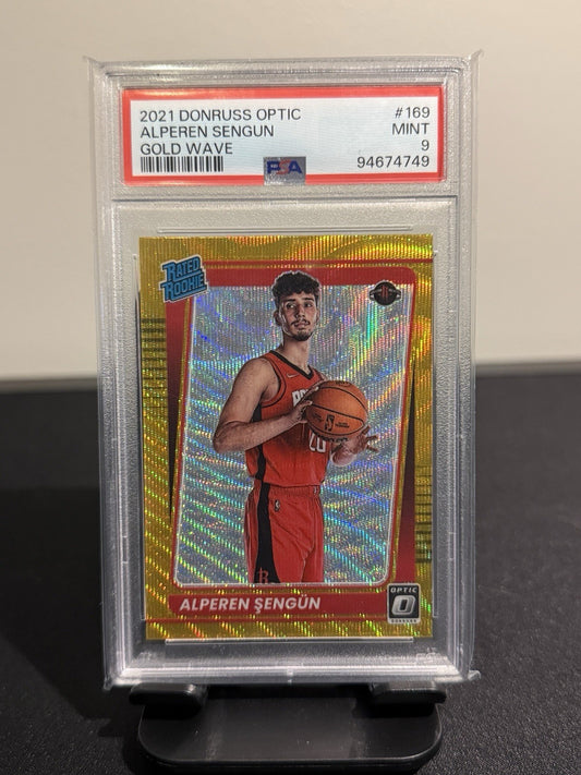 2021-22 Donruss Optic Alperen Sengun Gold Wave Prizm PSA 9